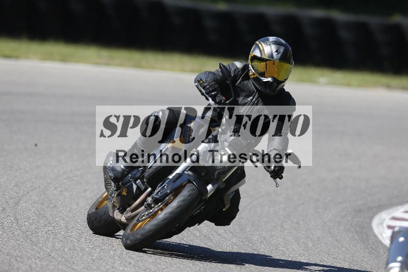 /48 25.08.2025 Cornu Master School ADR/gruen-vert/8
